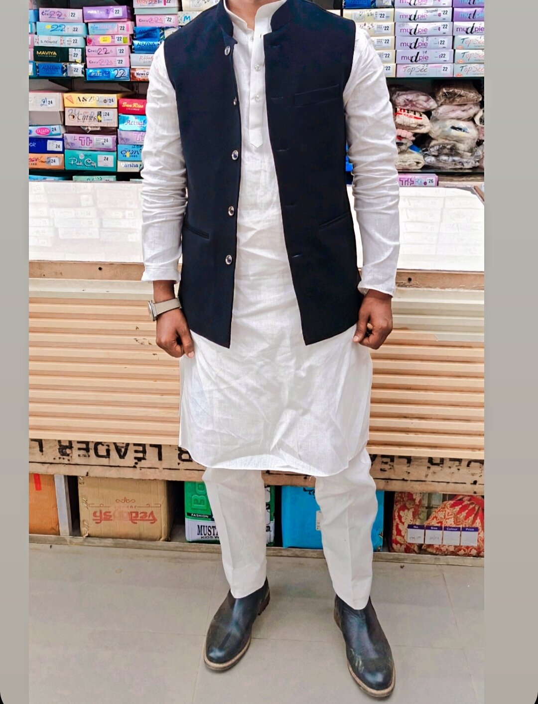 MUSKAAN_15889