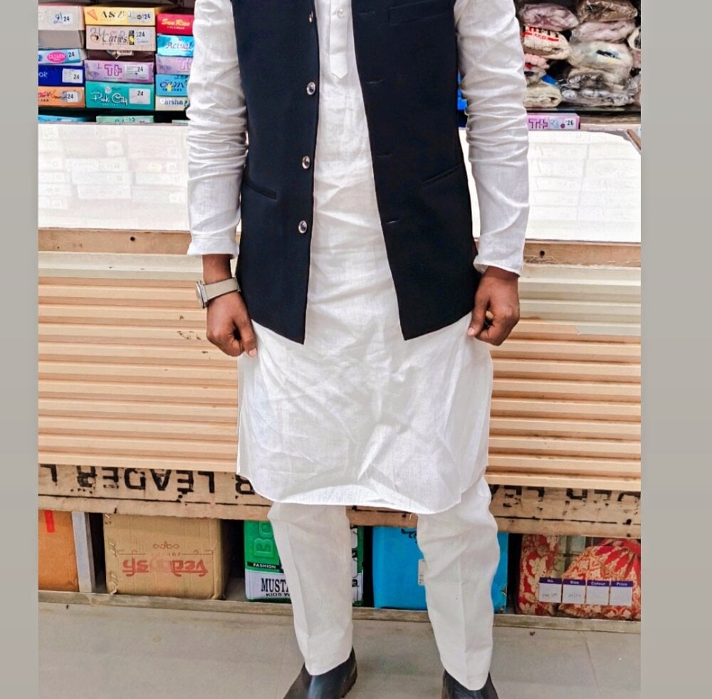 MUSKAAN_15889's Offline XXX Chat