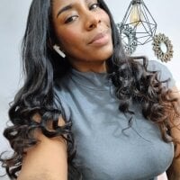 KloheCurvy's webcam live show