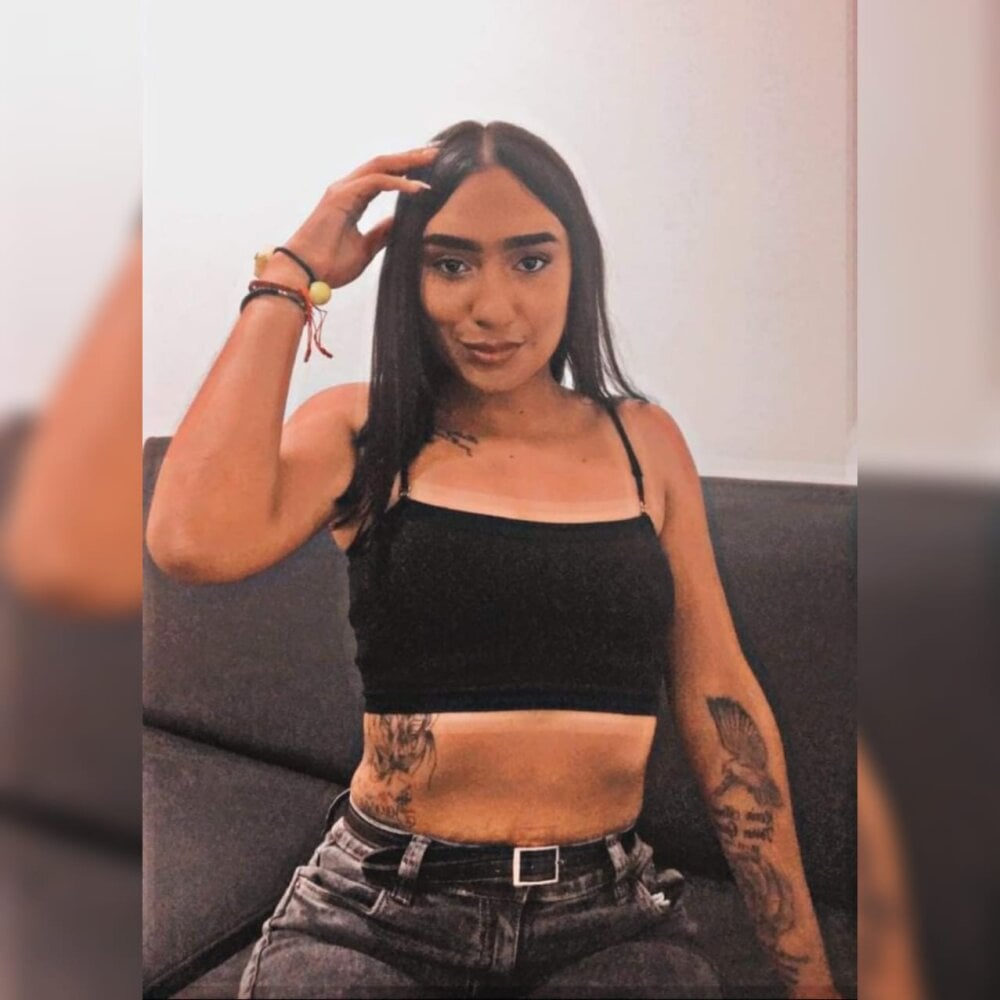 AlishaHiltonn profile