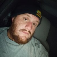 justafreakginger's Offline Chat Room