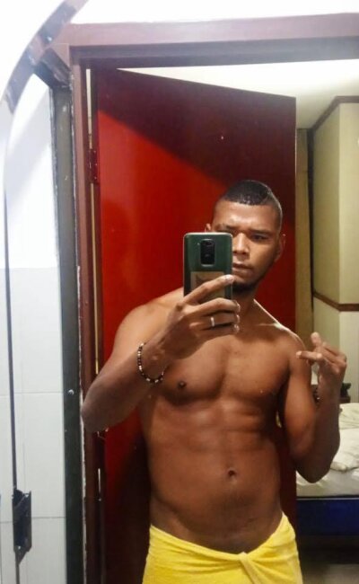 Maxi-mo Couple Blowjob Online Webcam Striptease