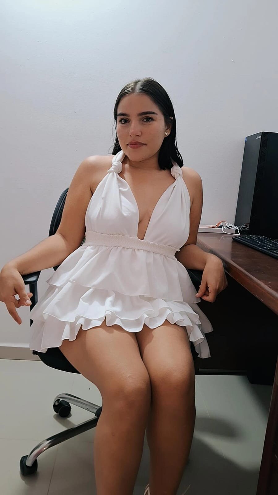 chloe_90