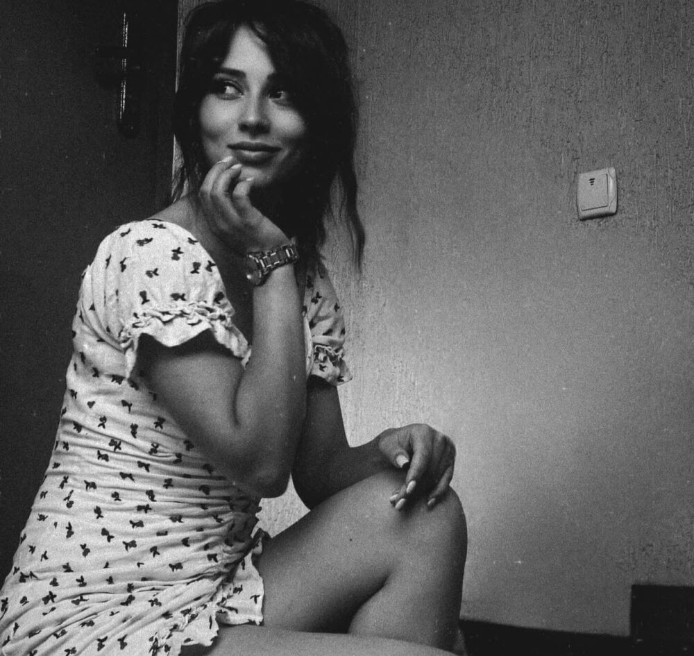 livesexr.com sophiedescoteaux livesex profile in lesbian cams