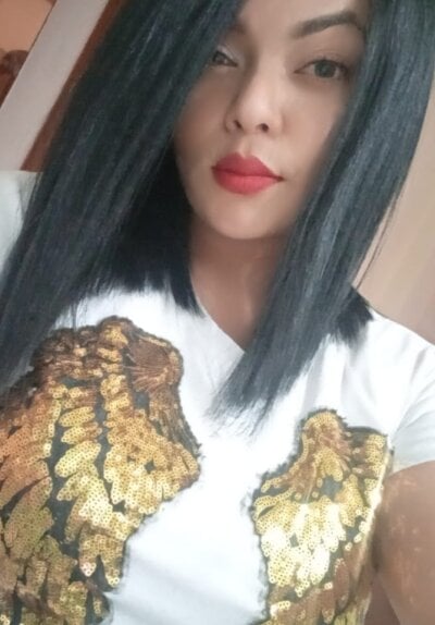 queen_zoe1 on StripChat