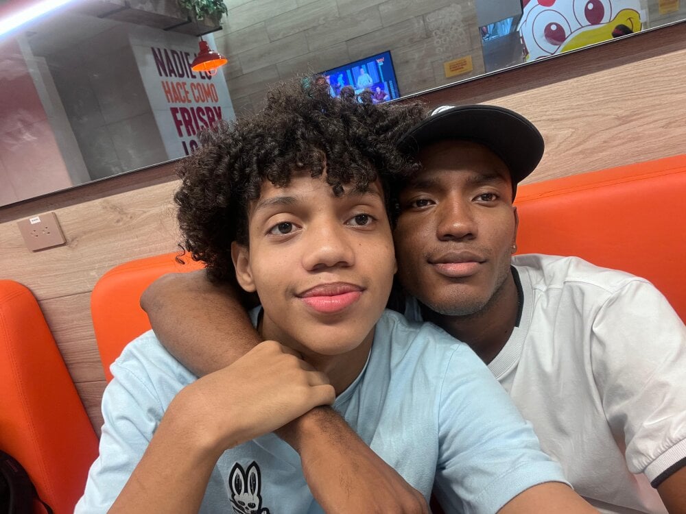 allan_and_ethah from stripchat