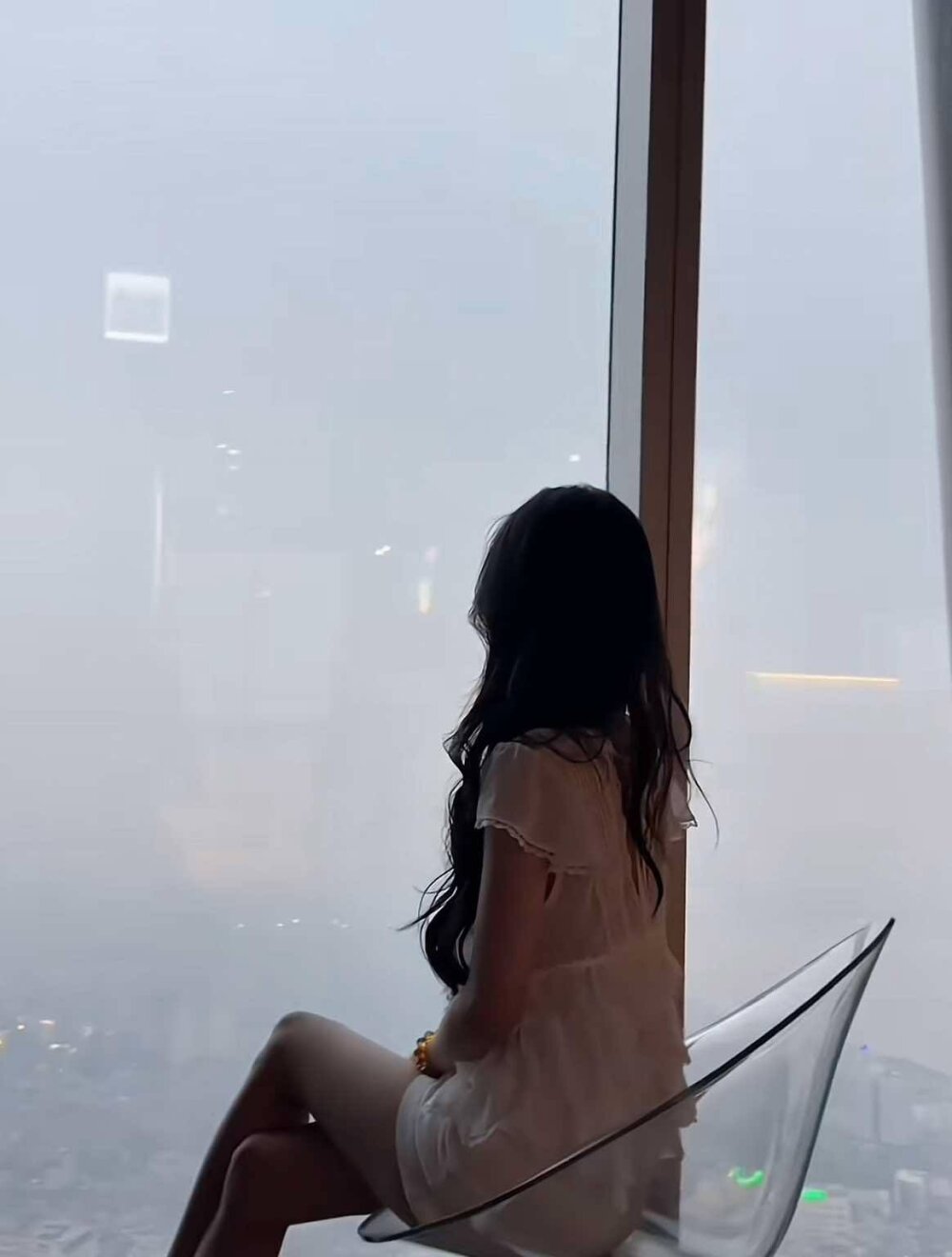 -Rose-Lucky- live cam model at StripChat