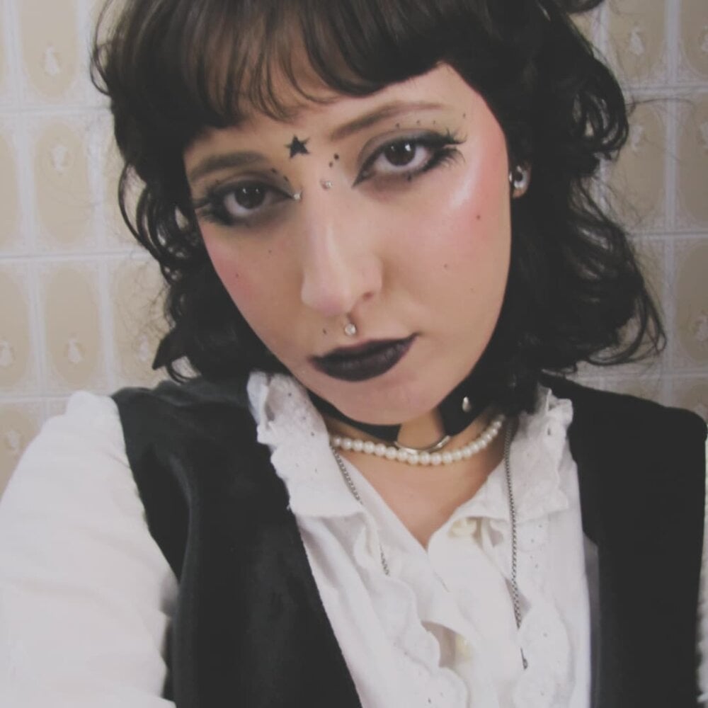 lilmisslithiun profile