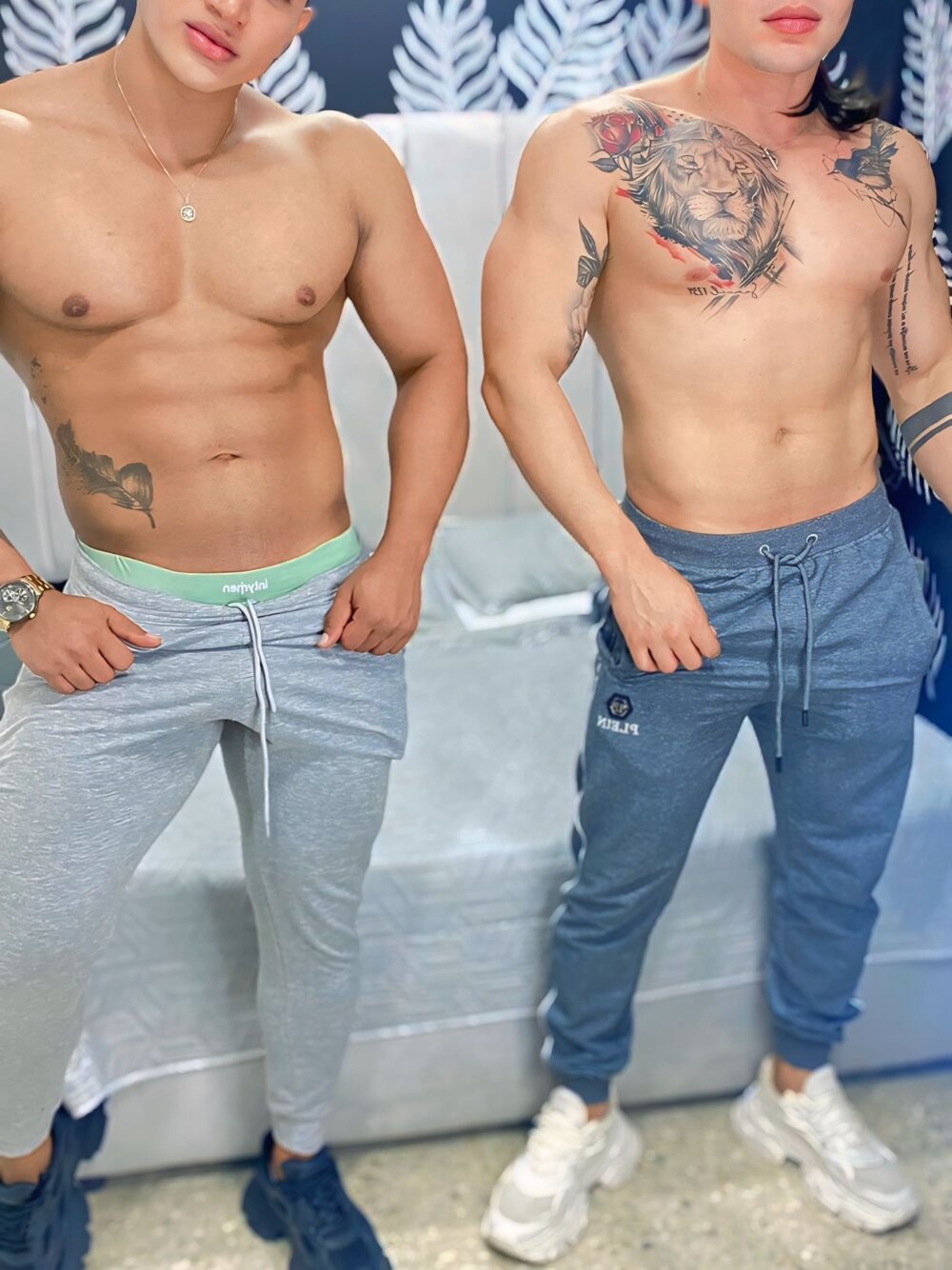 boys_blackandwhite's Offline XXX Chat