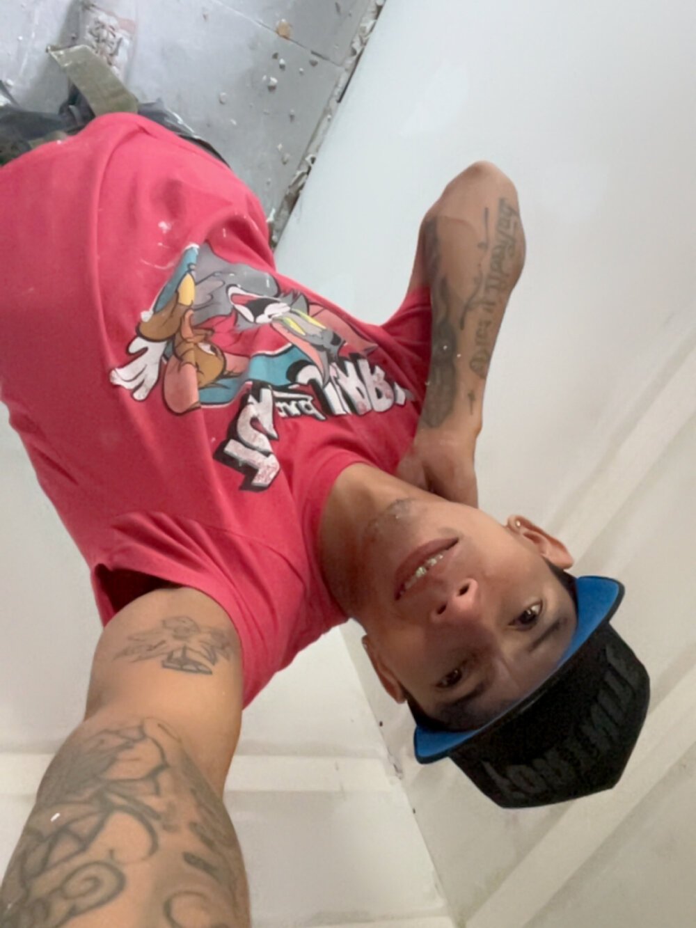 Miguel420123's Offline XXX Chat