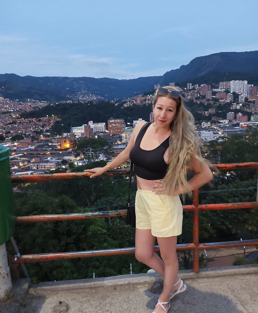 Chrystal_Hot