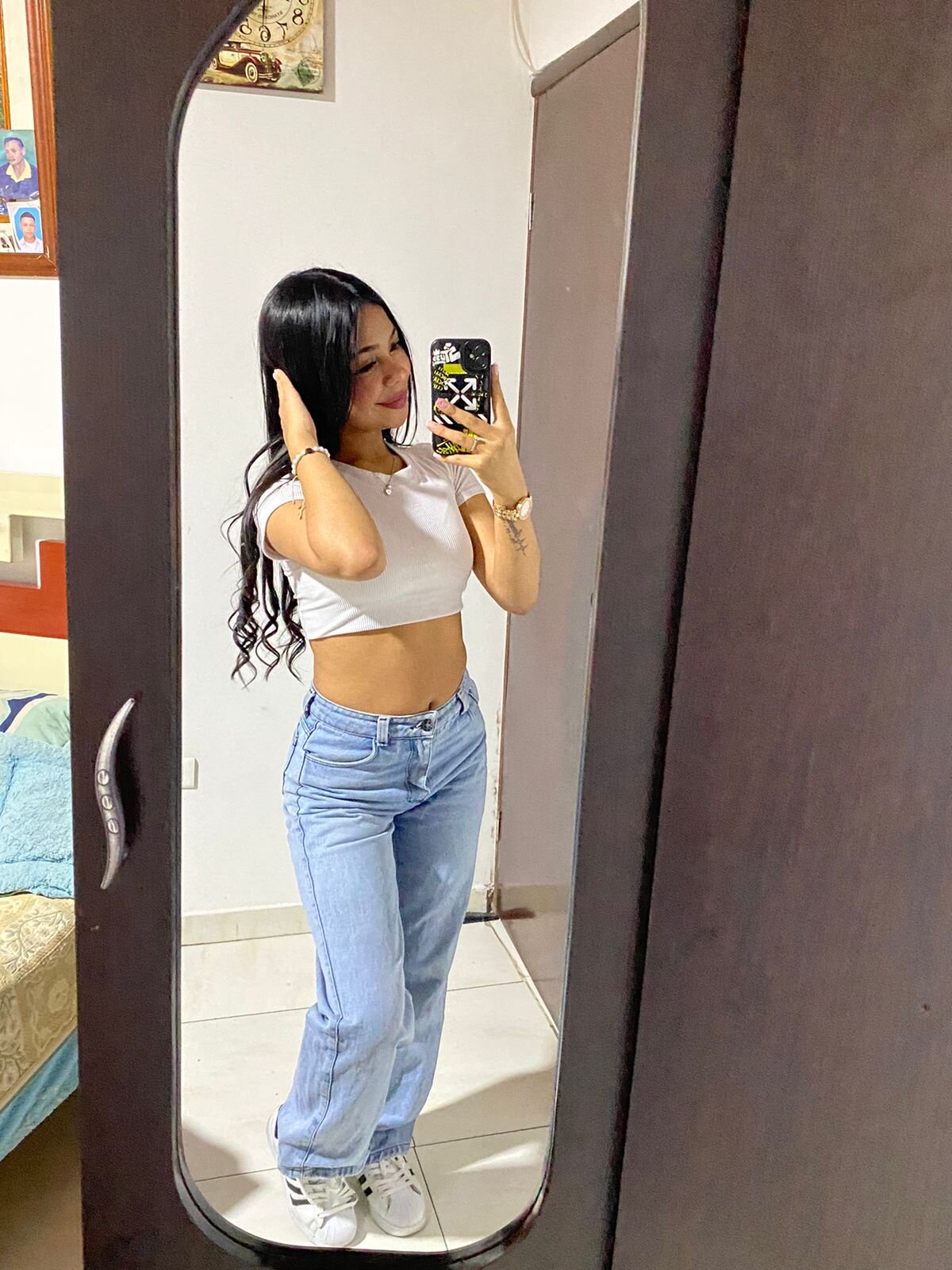 Alaia_v
