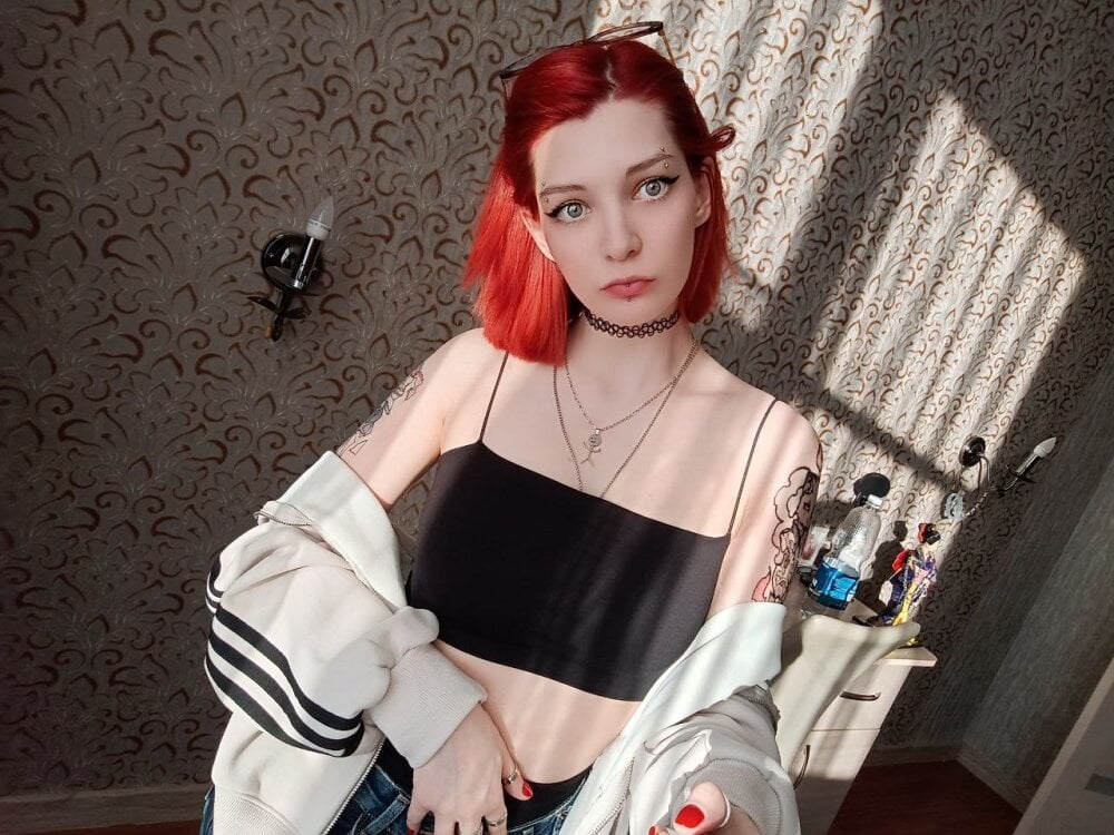 247camsex.com luvstacy livesex profile in grey-hair cams