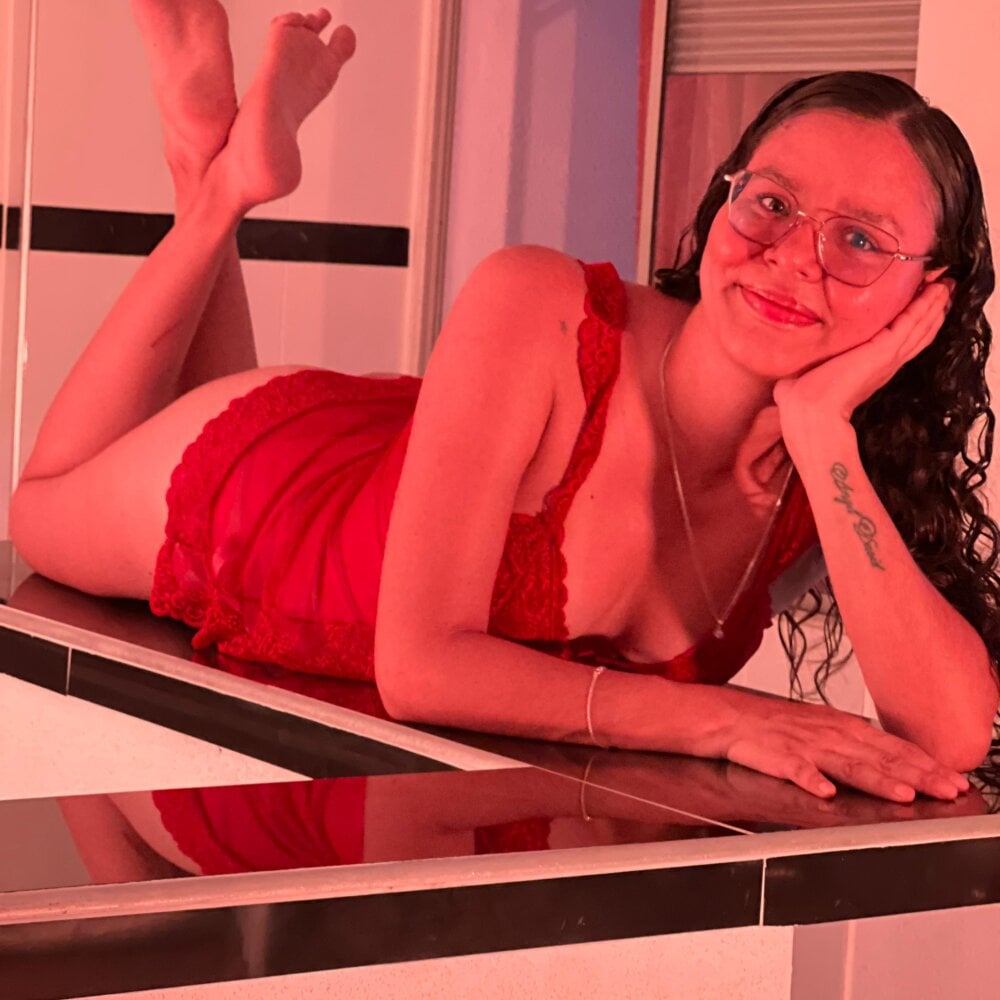 Chat +18 off-line de caandyroose