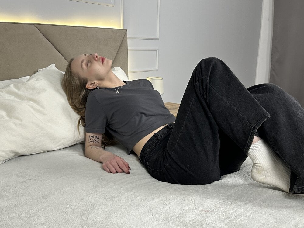 stripchat rachaelcute webcam profile pic via livesexbbwcams.com