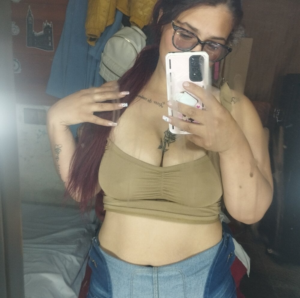 danita912 from stripchat