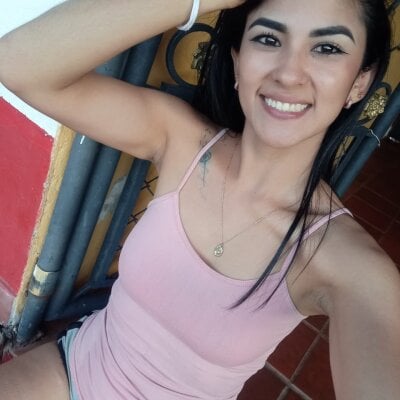 julieta_amador on StripChat