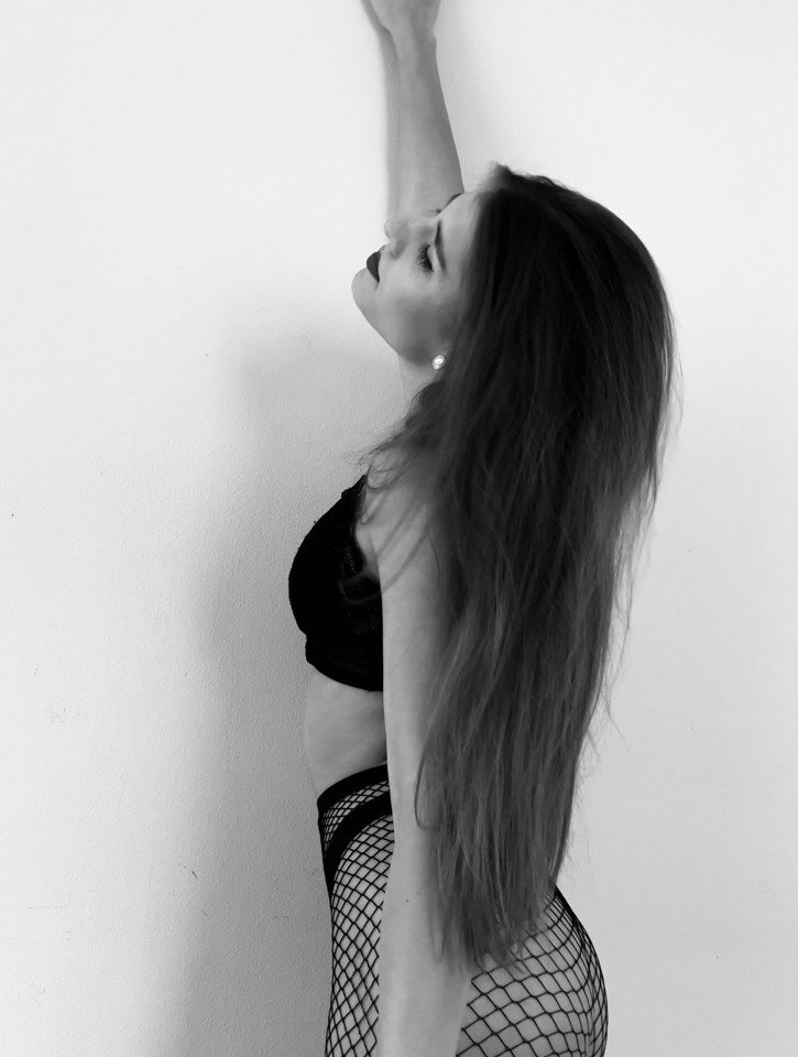 Live sex webcam photo for RubyRolls_ #290212081