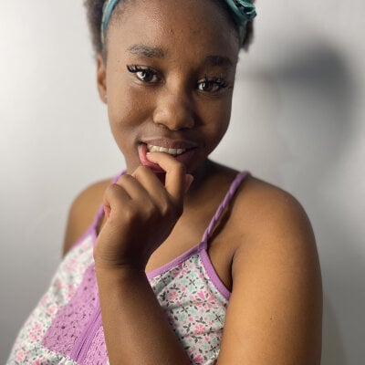 Curvy_Baddie01 Avatar