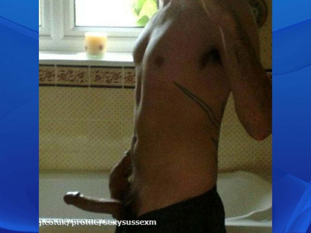 Reza_3hands_of_'s Offline XXX Chat