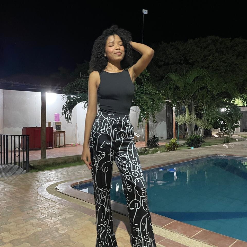 Curly_kyara