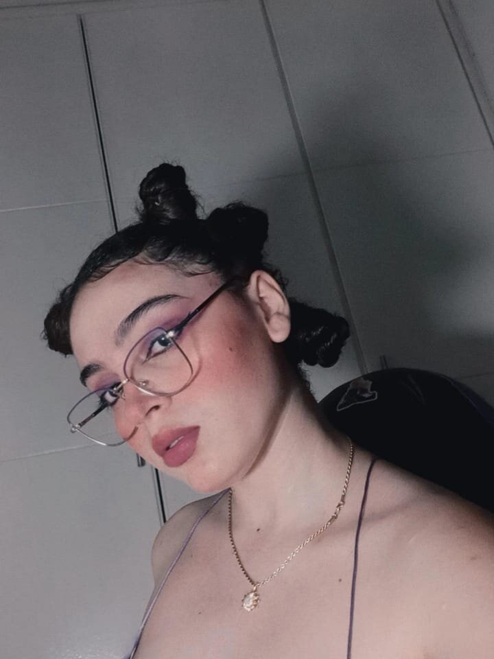 onaircams.com sirena_18 livesex profile in bisexual cams