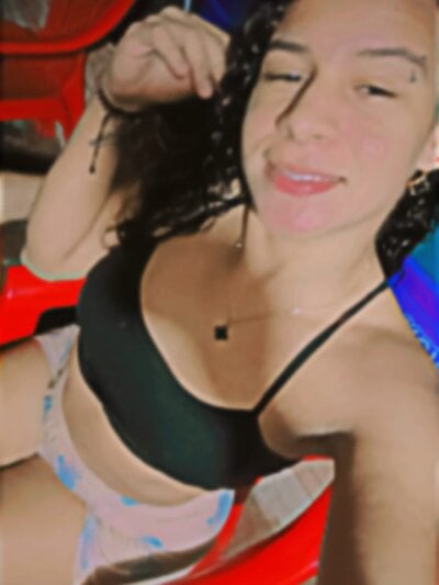 Maria_hot34