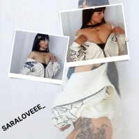 Модель SaraLoveee_