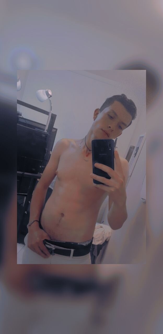 michael_fly