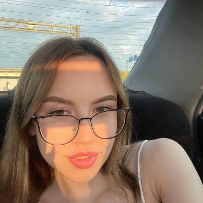 hello__kittykk from stripchat