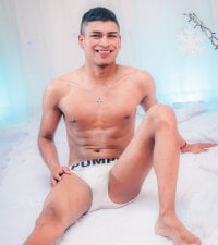 Emiliano_Reyes webcam thumbnail