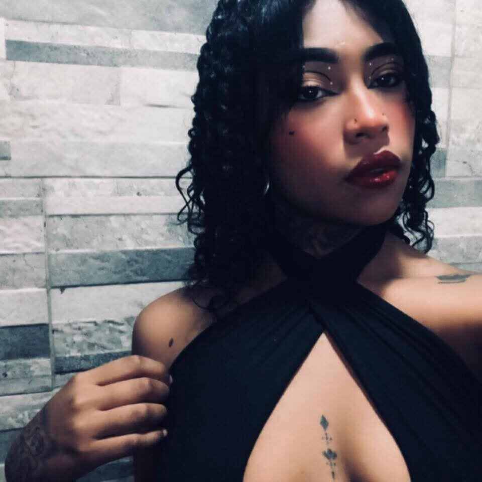 Alana_Nadine's Offline XXX Chat