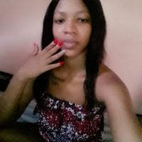 Ebony_Thea's Offline Chat Room