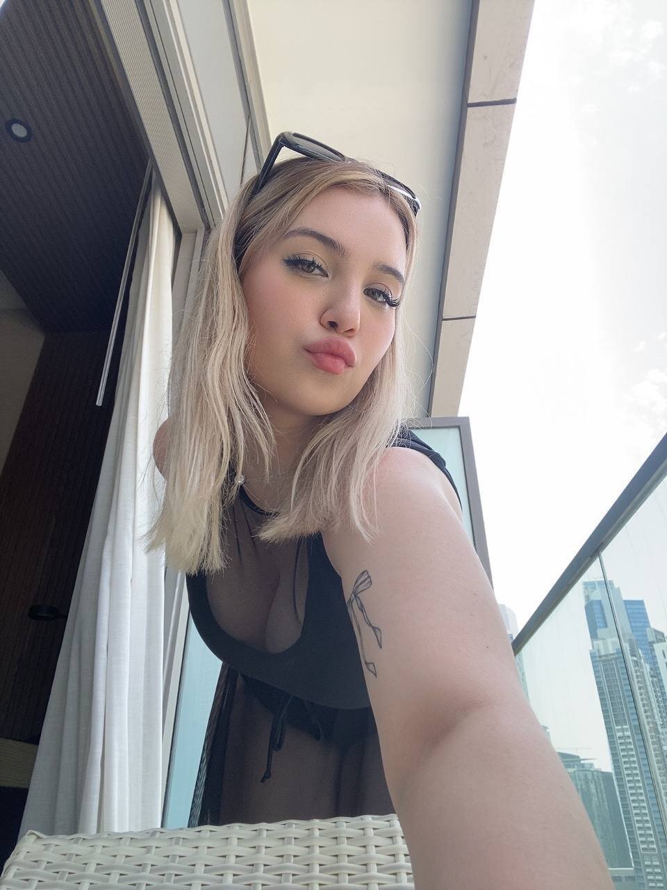 Jessica_Laurenn