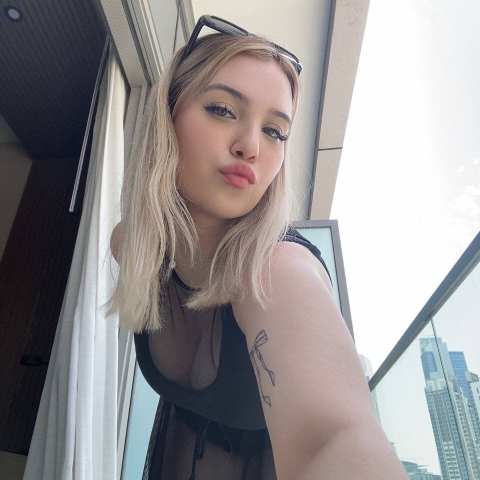 Jessica_Laurenn profile