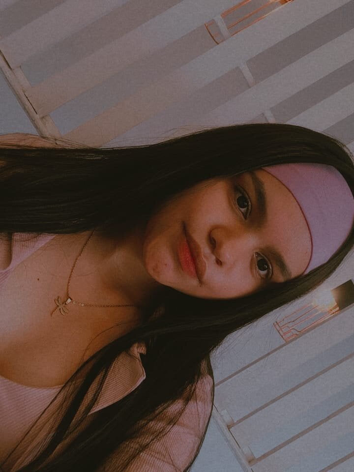 Rachel_18 profile