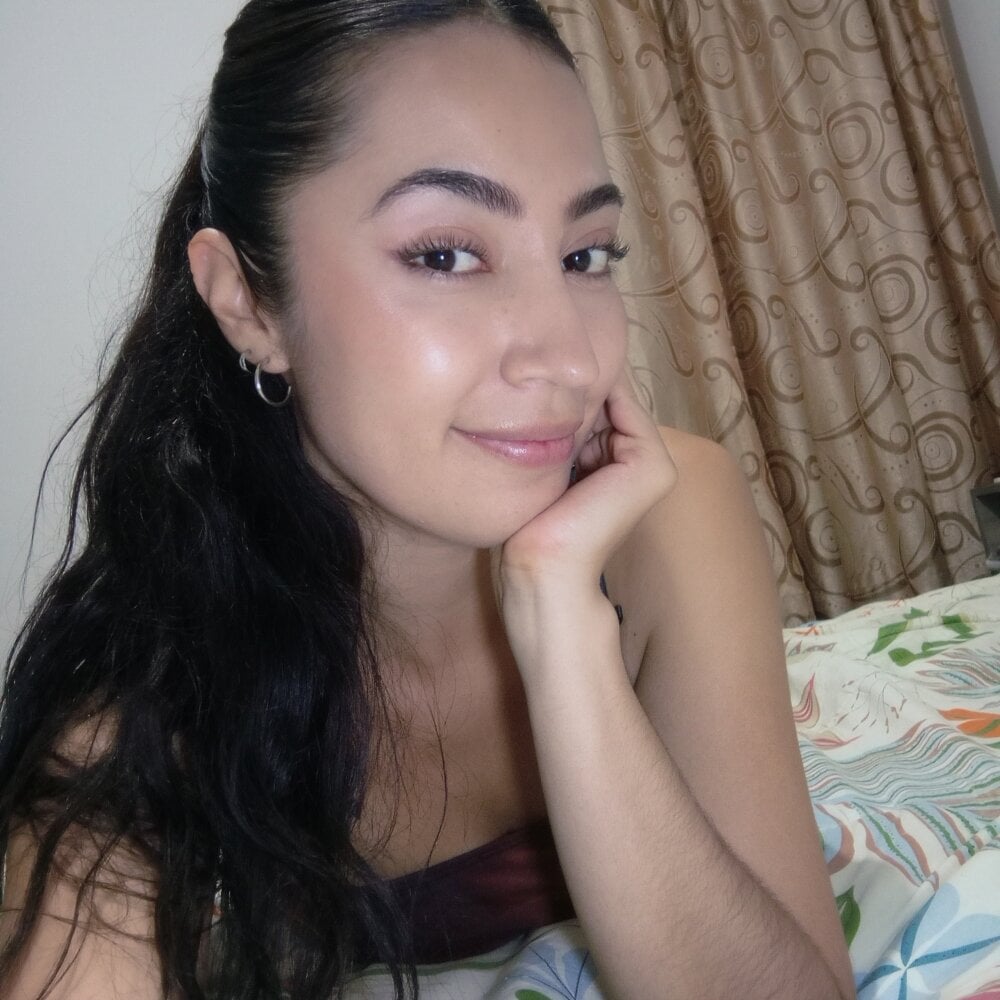 247camsex.com elizabethruss1 livesex profile in in-your-magic-dreams-3 cams