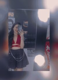 Melissa_Cunt's Offline Chat Room