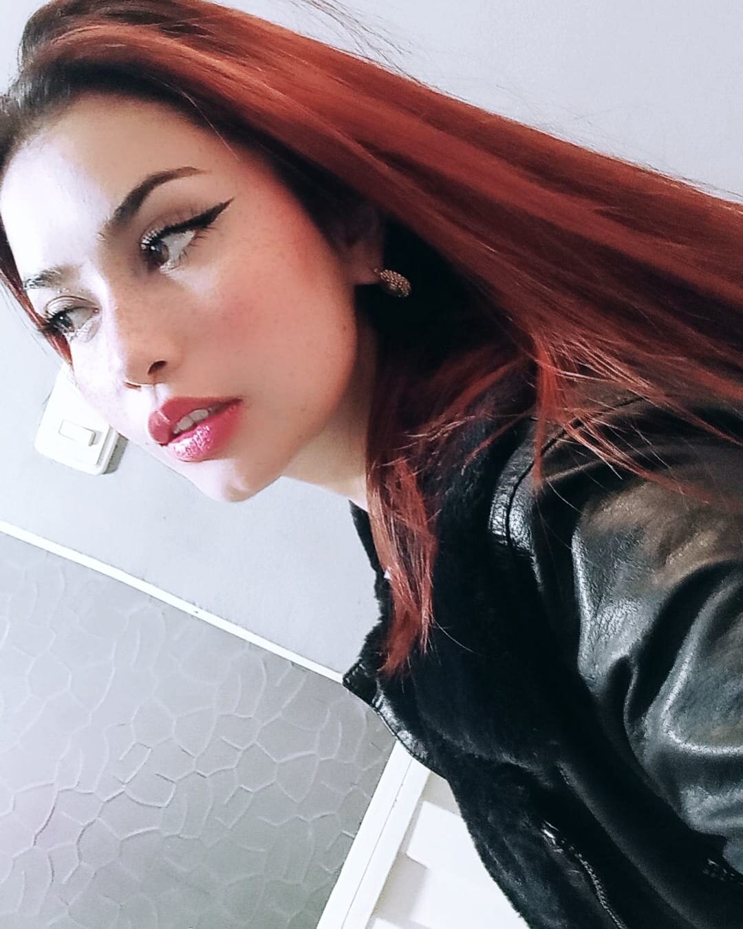 mia_Falk