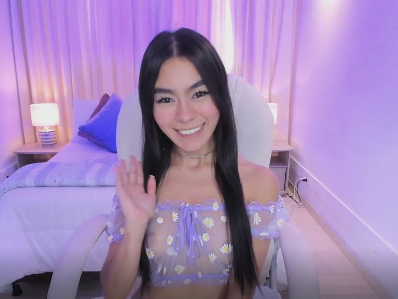 gigi_llee 🎂 naked cam
