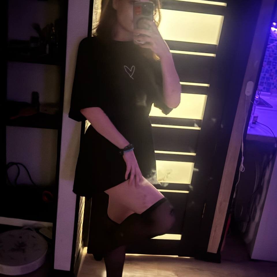 miadina from stripchat