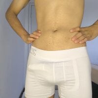 bomenovoguiii's webcam live show