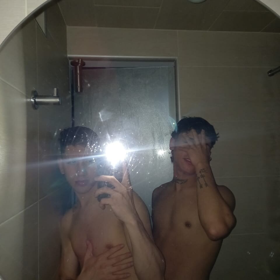 theboys_hot from stripchat
