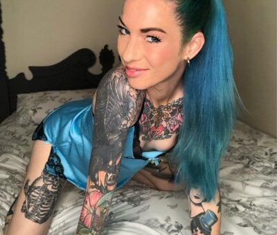 RavenryderUK on StripChat