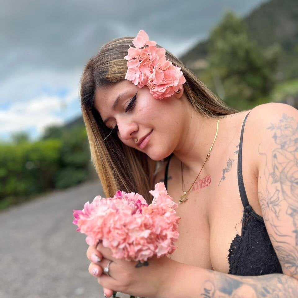 stripchat crystall_15 webcam profile pic via pornos.live