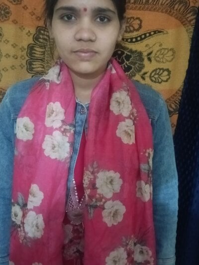 Radha5680 on StripChat