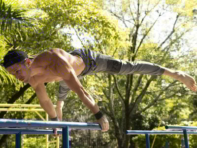 AxelFairchaild Male Flexing Adult Cam