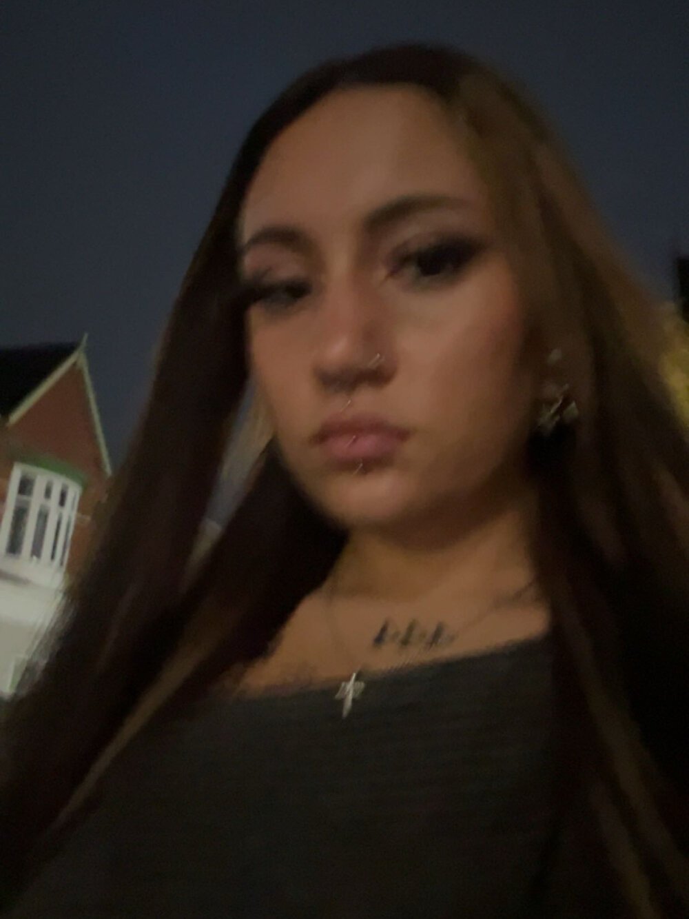 stripchat lunabaddie webcam profile pic via elivecams.com