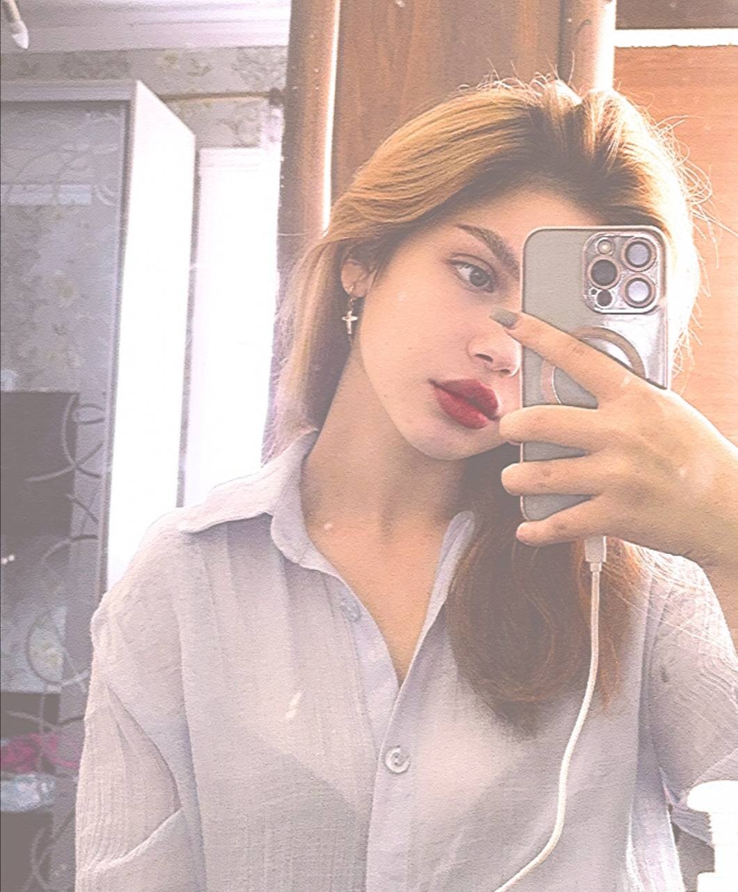 JuliaLuxe