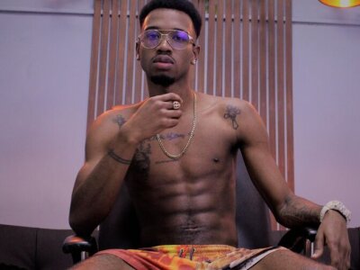 Kofi_exotic_2 Live Cam on StripChat